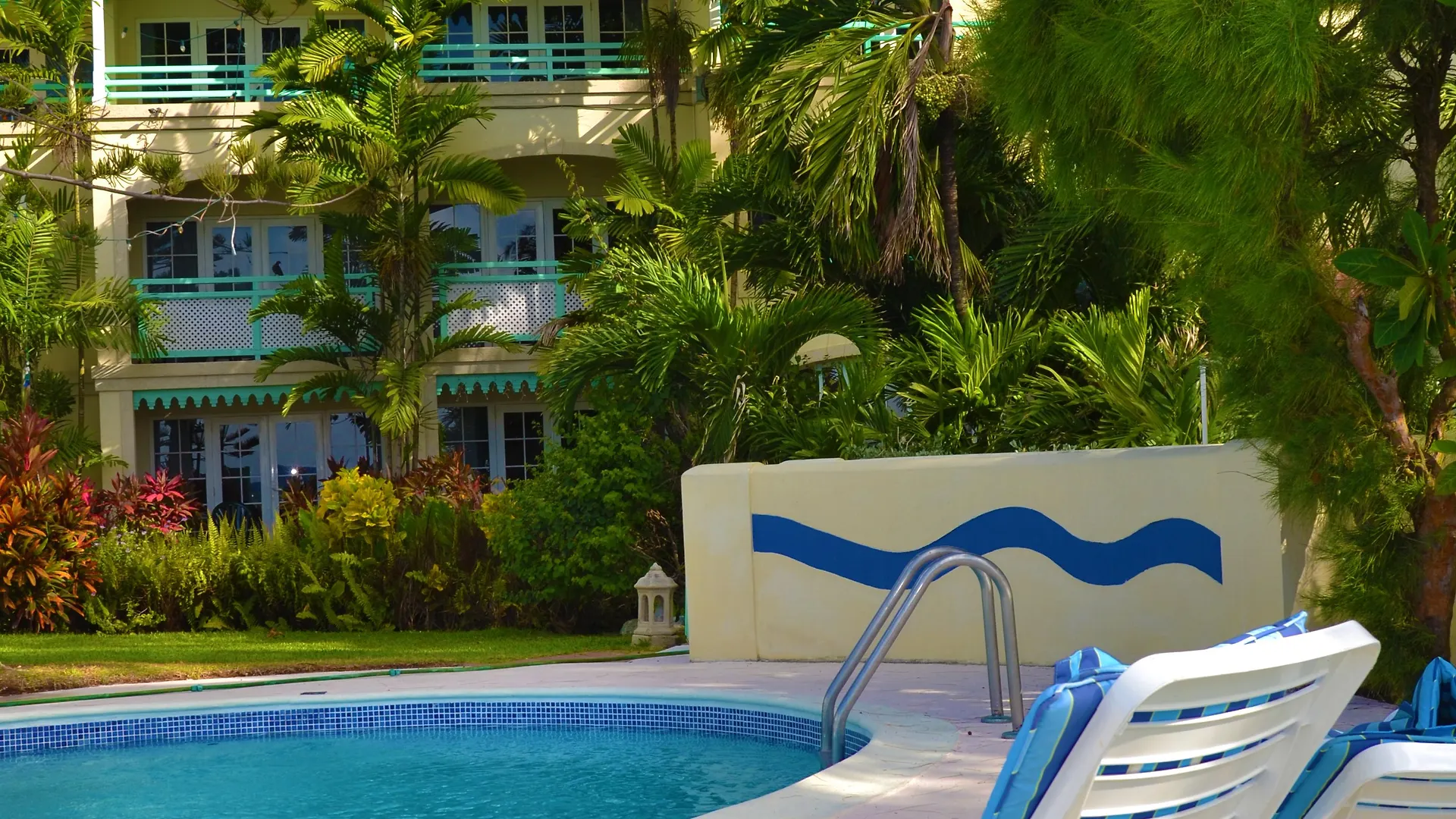 Blue Orchids Beach Hotel بريدج تاون