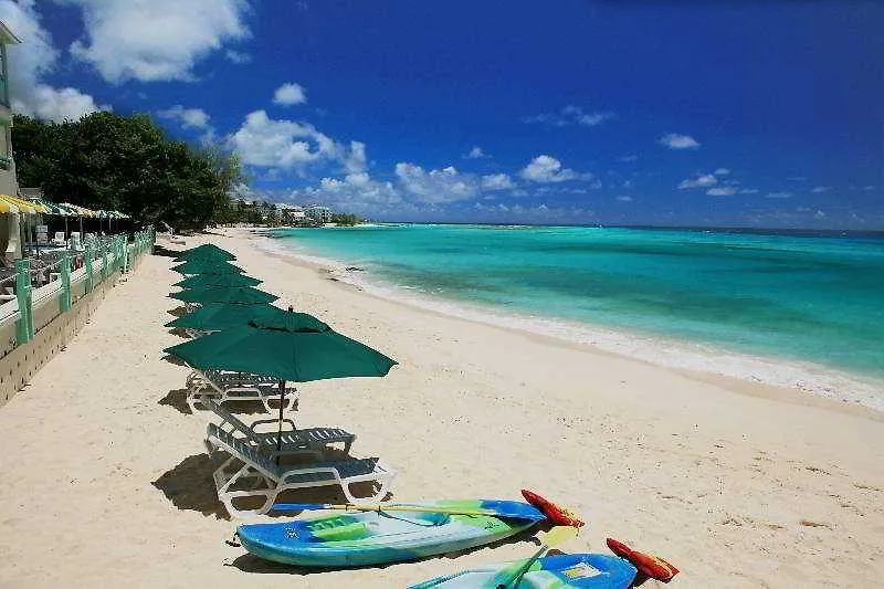 Blue Orchids Beach Hotel بريدج تاون