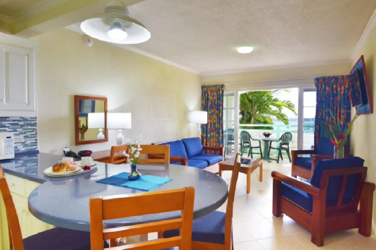 Blue Orchids Beach Hotel بريدج تاون
